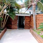 Tropical Hostel Pousada